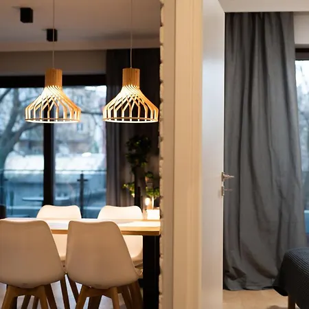 Lights Rakowicka 15 *
